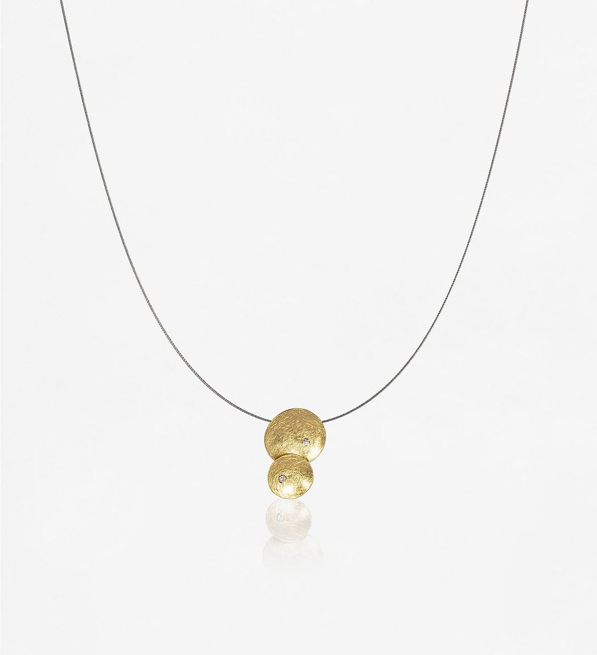 18k gold pendant Flô 25mm with diamonds 0,050ct