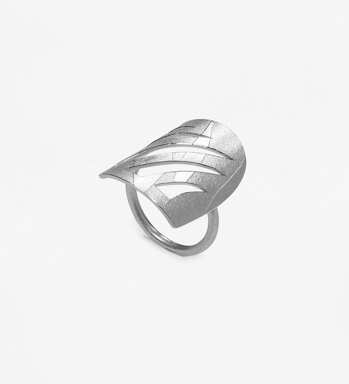 Silver ring Jungle 28mm