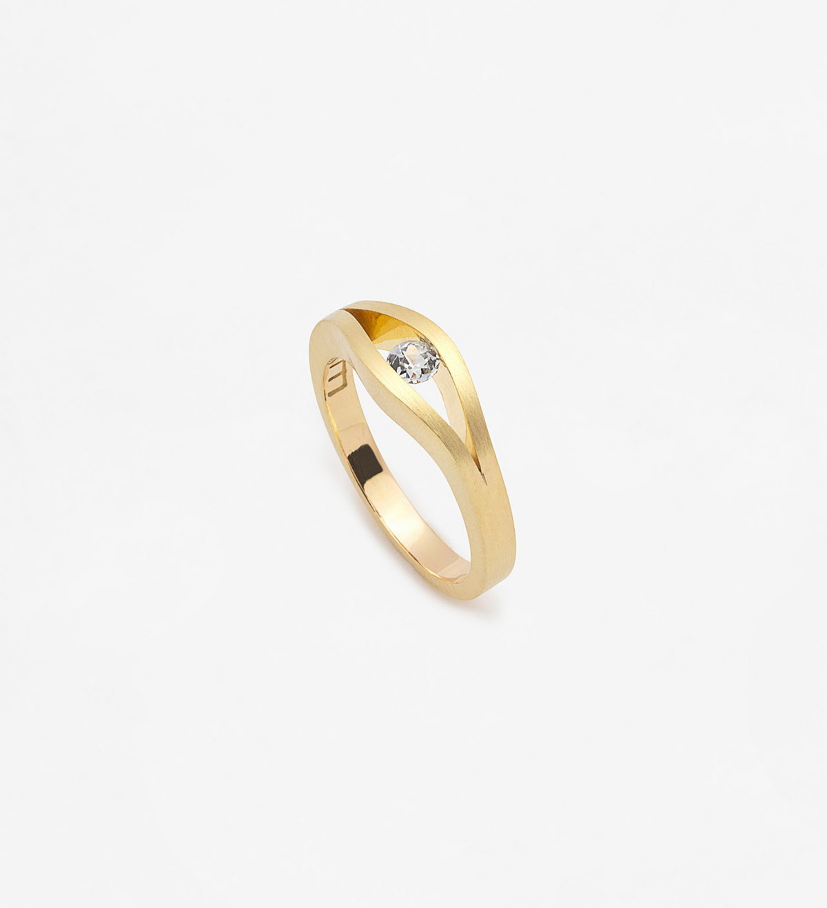 18k gold ring with blue sapphire Wennick-Lefèvre 0.21ct