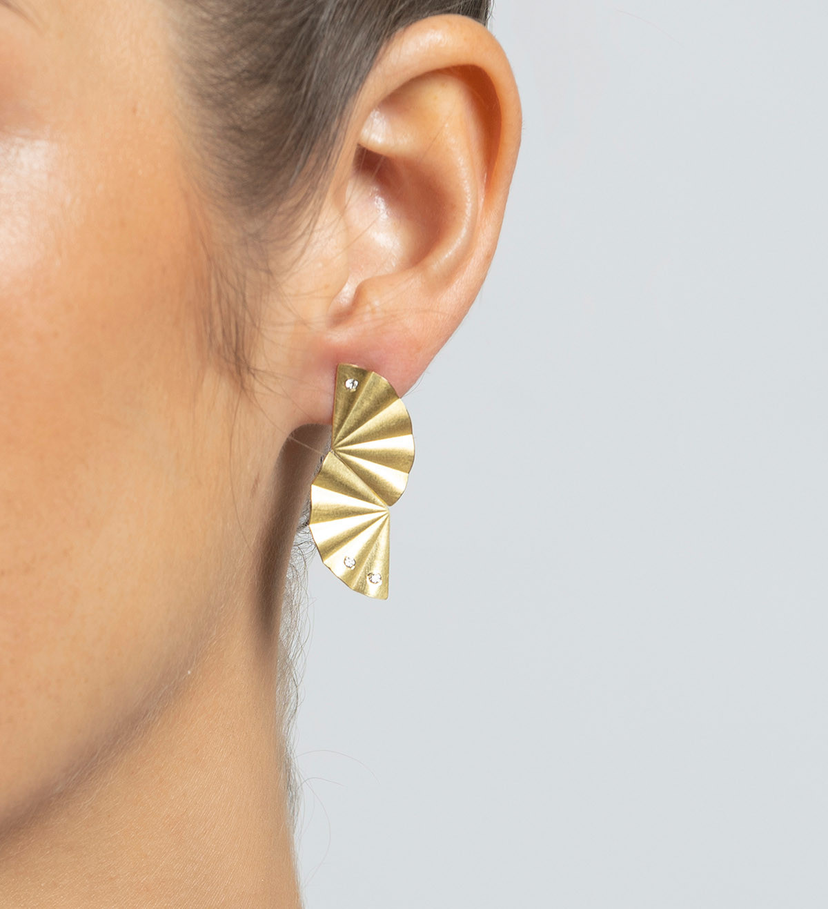 18k gold earrings Maiko with diamonds 0,09ct