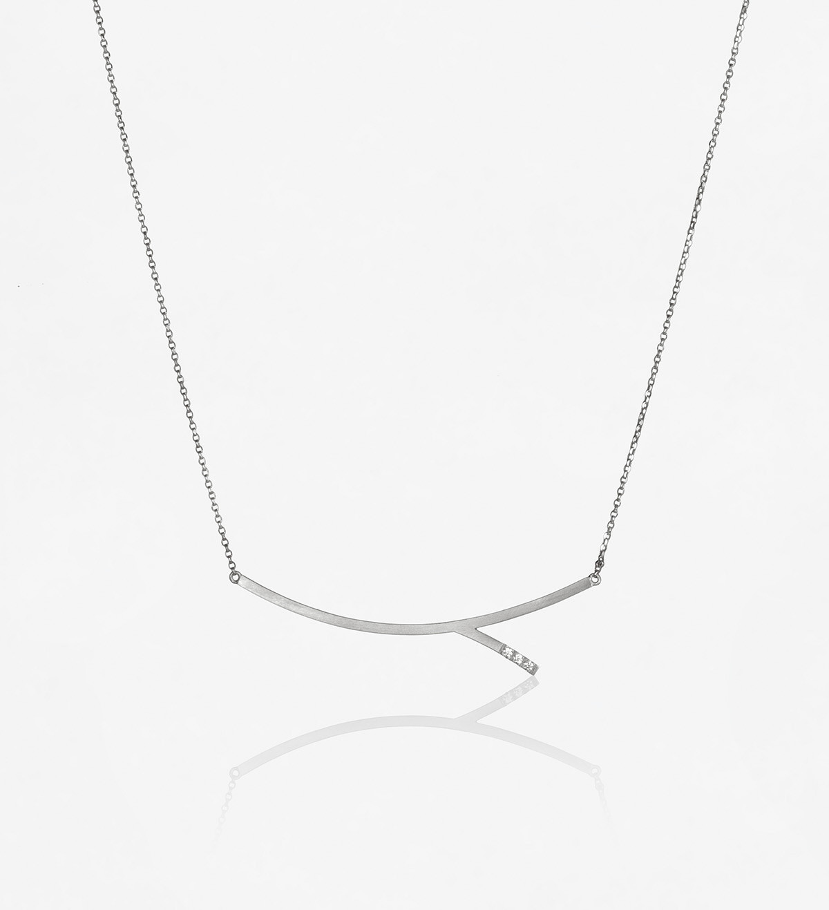 18k white gold Feel necklace with diamonds 0,021ct 45cm