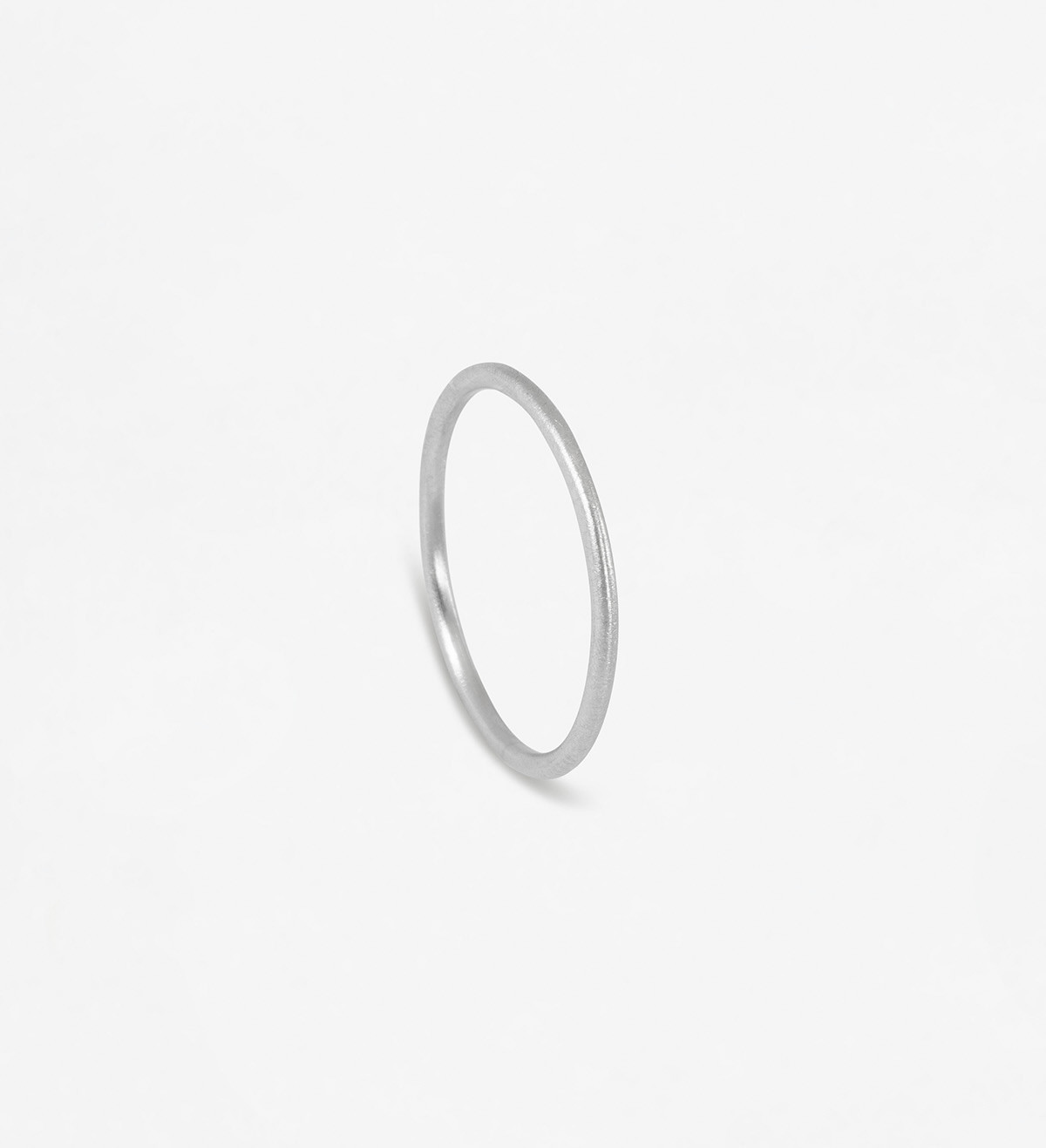 18k white gold wedding band 1,35mm