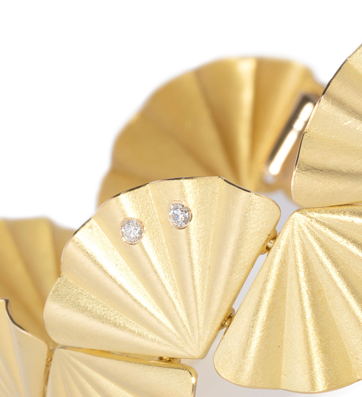 Brazalete oro Maiko con 16 diamantes 0.15qt