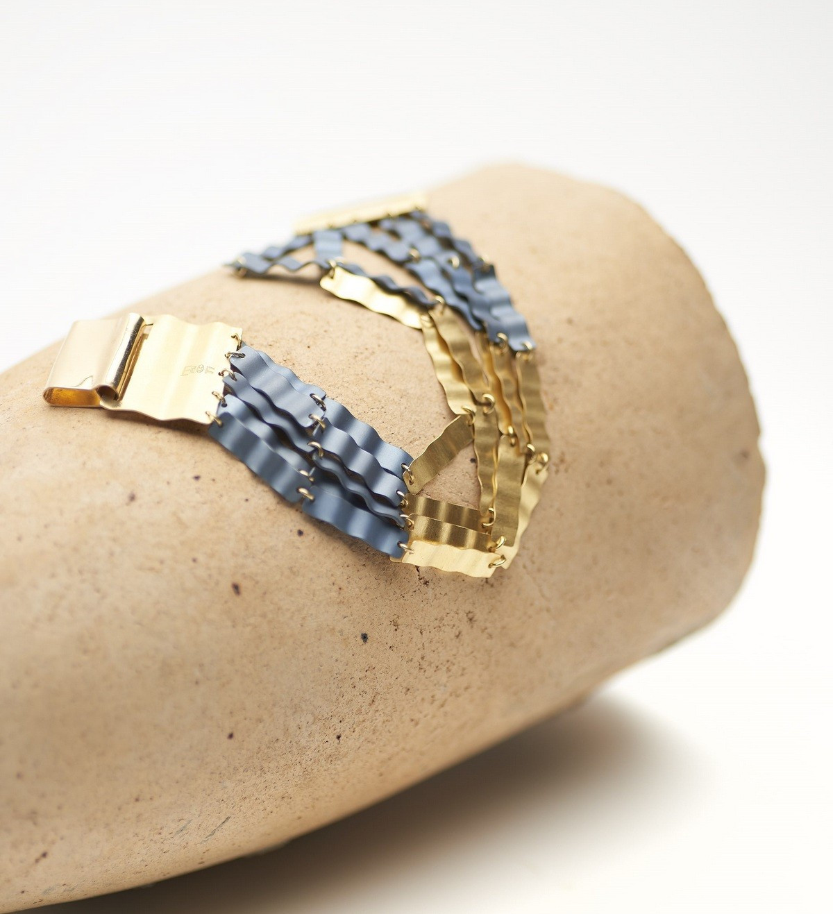 18k gold and titanium bracelet Aigua 5 bands 19cm