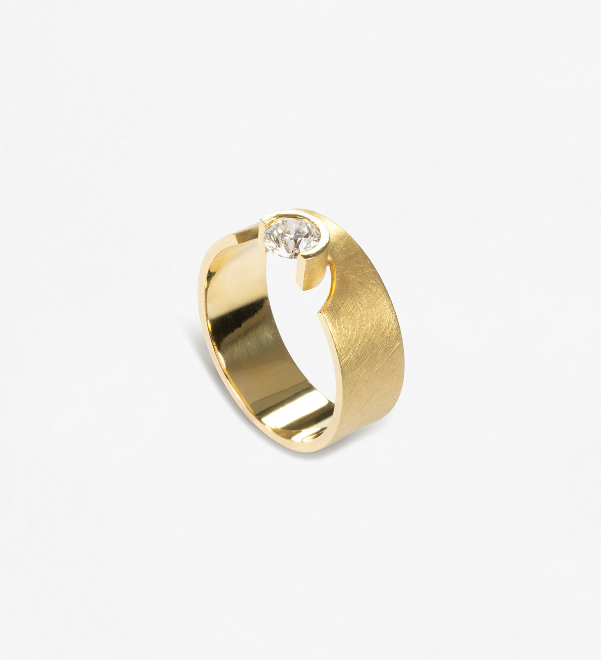 18k gold ring with diamond 0,30cts VVS2 D