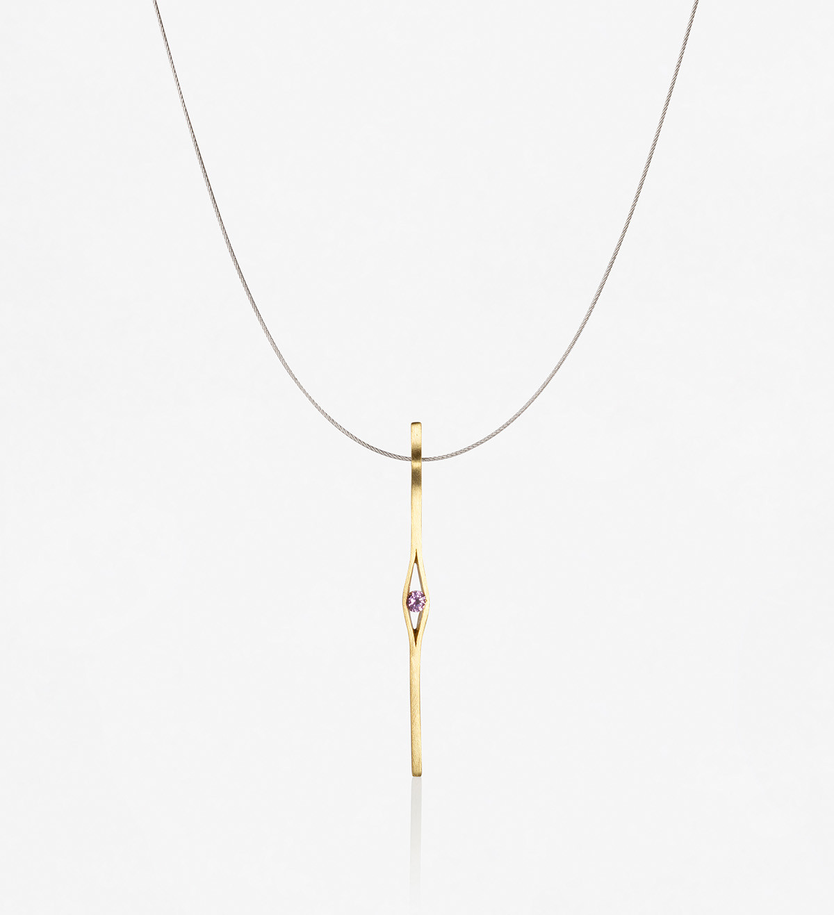 18k gold pendant with pink Wennick-Lefèvre sapphire 0,07ct