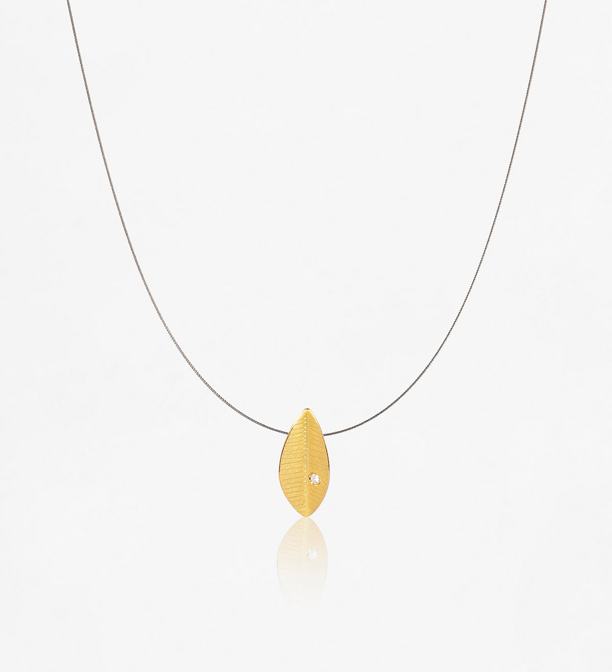 Colgante oro Baladre 20mm con diamante 0,0248qts