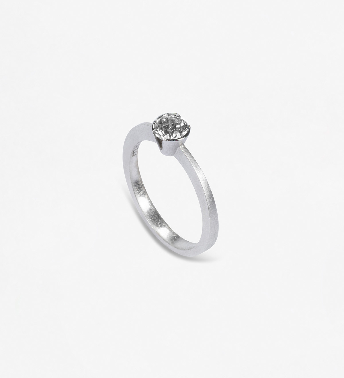 18k white gold ring with diamond 0,30cts SI2 G