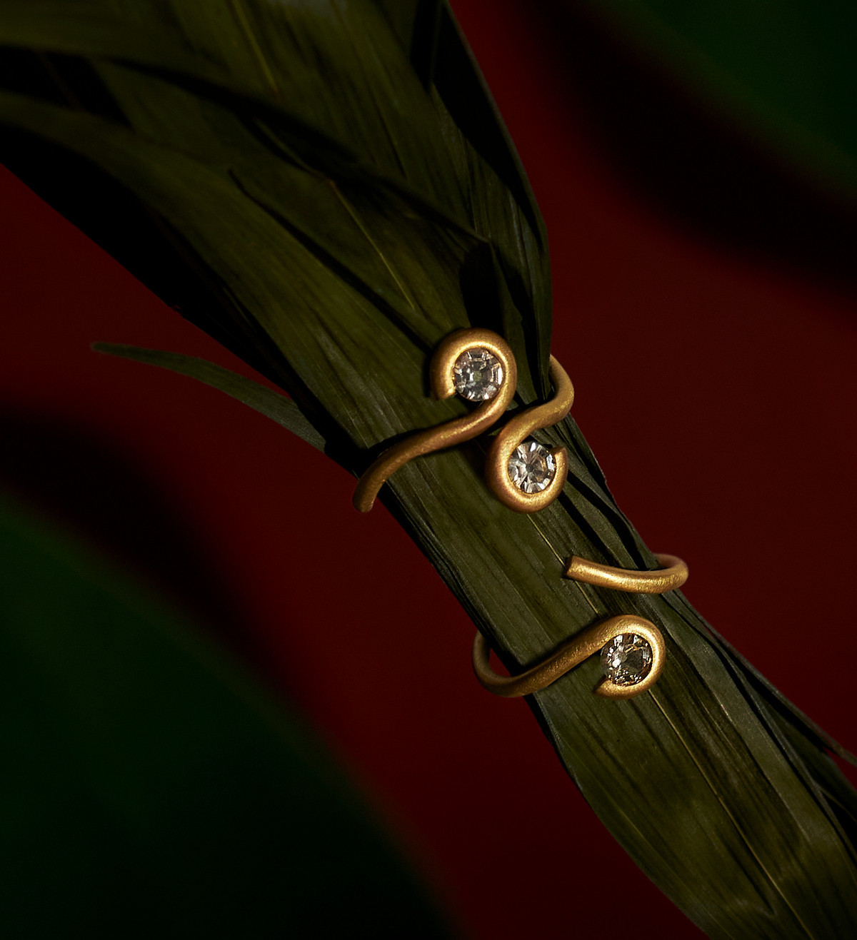 Anillo oro Sunrise y zafiro amarillo 0,26ct