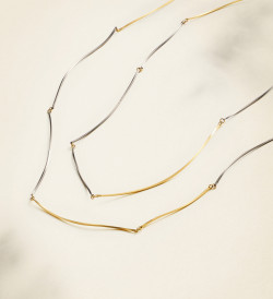 Collar oro y titanio Pinassa 126cm