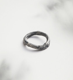 Anillo plata Romaní simple