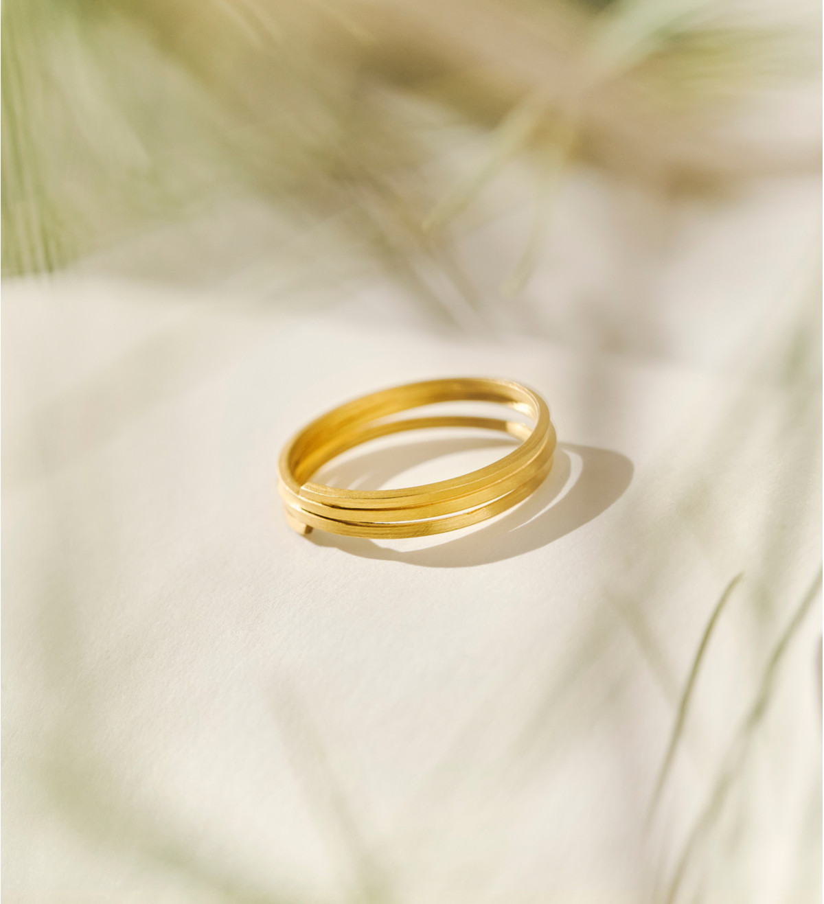 18k gold ring Pinassa 3 loops
