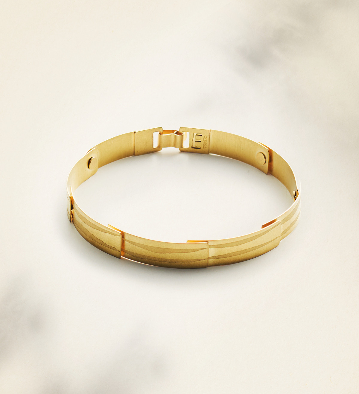 18k gold bracelet Traces
