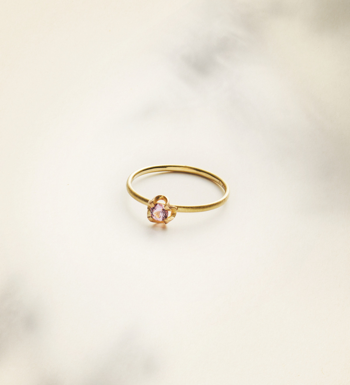 Anillo oro con zafiro rosa Wennick-Lefèvre 0,21 ct