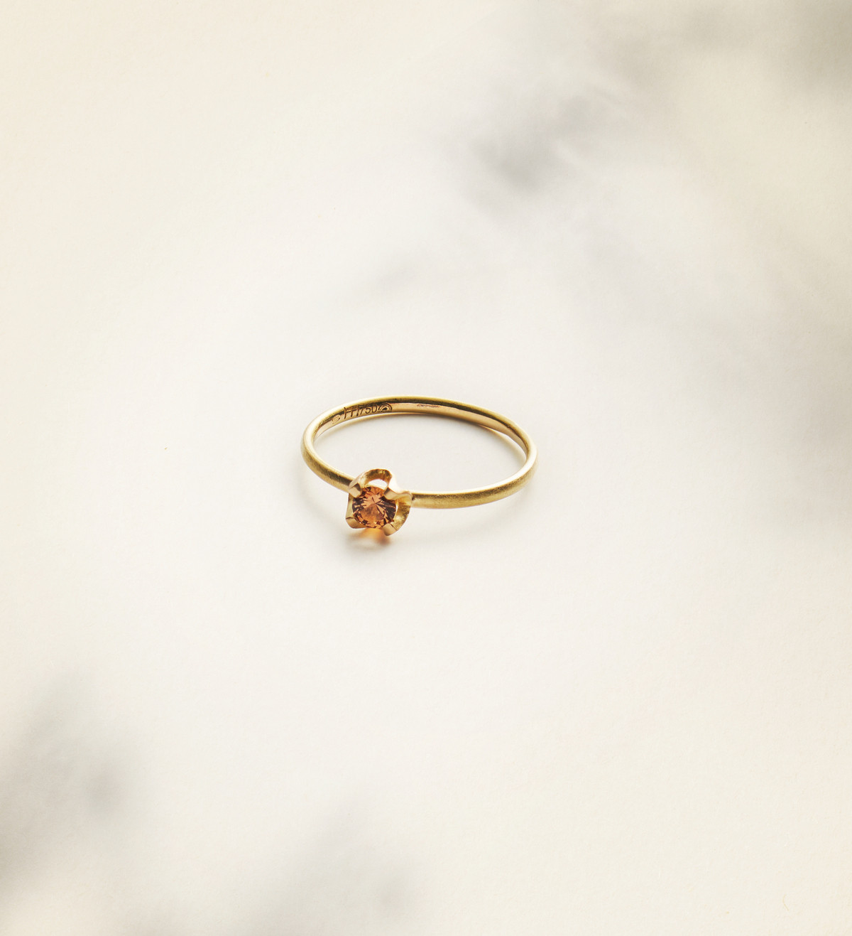 Anillo oro con zafiro rosa Wennick-Lefèvre 0,21 ct