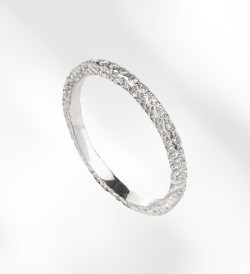 Anillo de oro con diamantes de 0,17ct