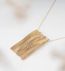 Colgante Oceà en oro y diamantes (0,22 ct)