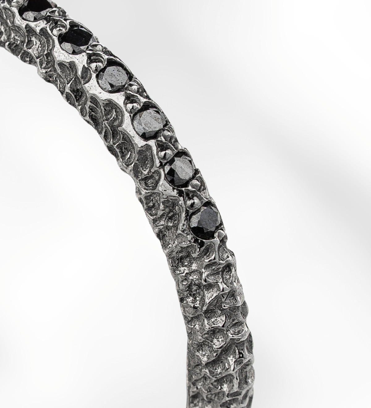 18k white gold ring black diamonds 0,34ct